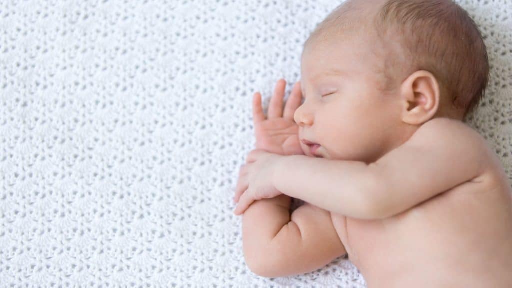 An in-depth look at what to expect with your new baby. In their second month of life, your baby will experience many changes in their cognitive development, sleep schedules, feeding schedules, and more.